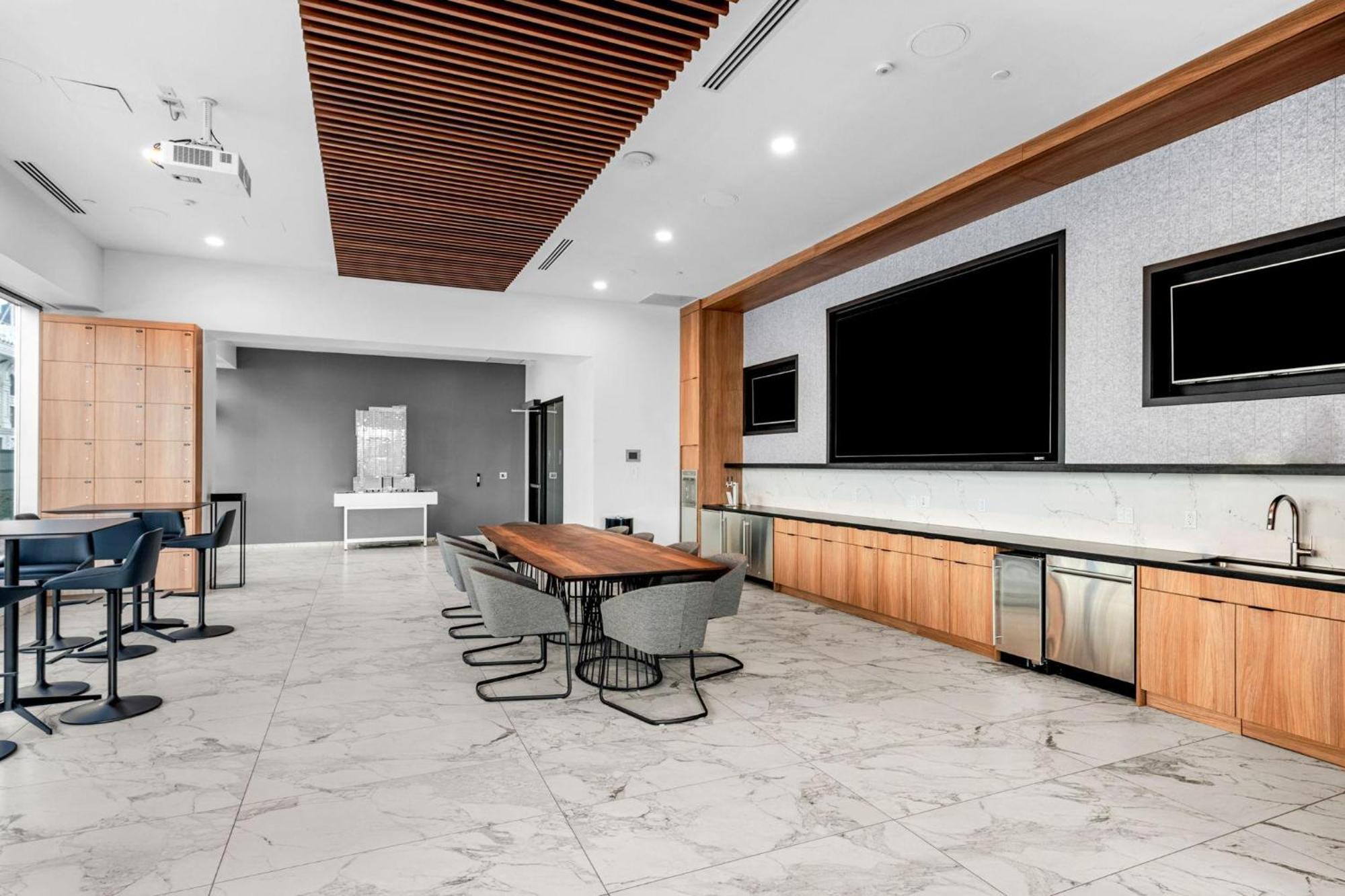 Spire - Unit 1810 Denver
