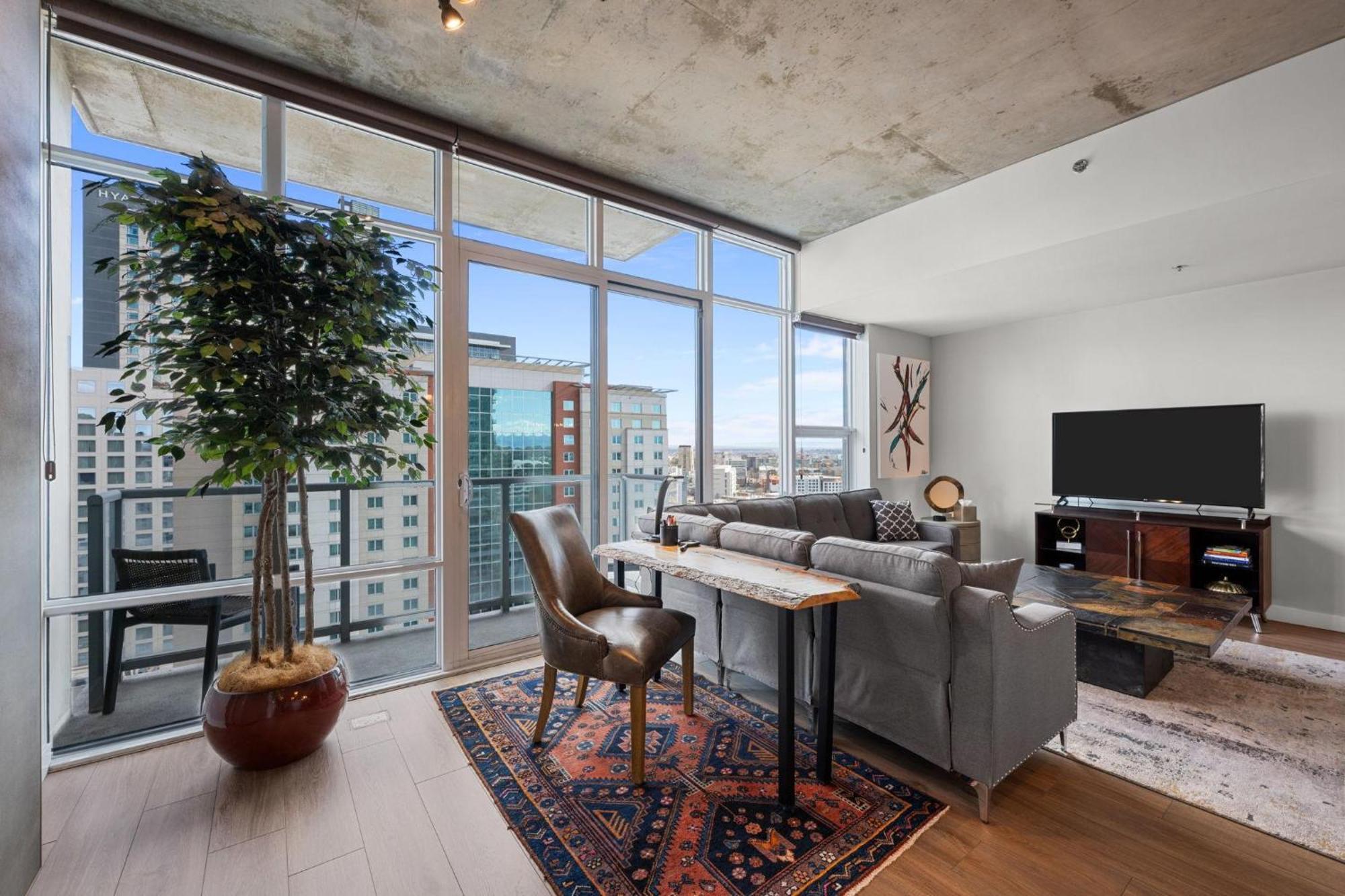 Spire - Unit 1810 Holiday home Denver